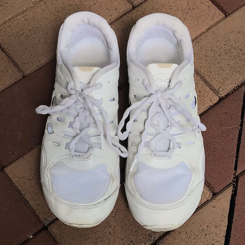 Women’s Cheerleading Shoes